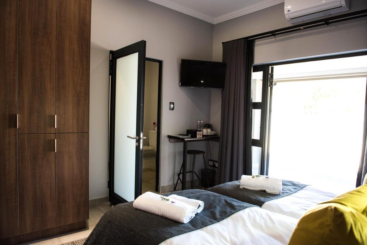 @Greys Guesthouse Блумфонтейн Екстер'єр фото